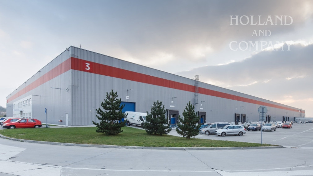 Skladová plocha pri Lozorne - 5000 m2