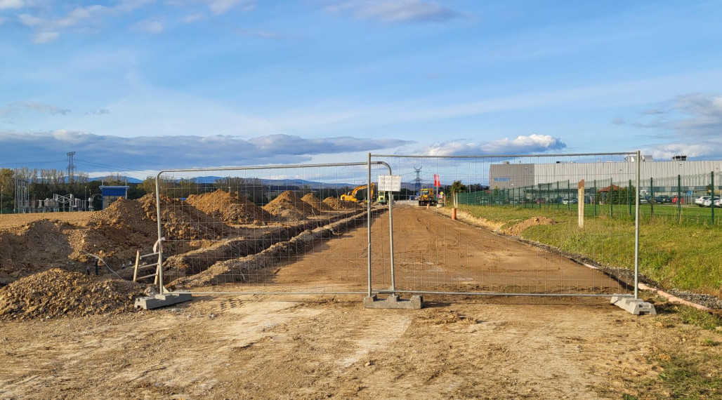 Vyrobno skladová hala - 9 876 m2