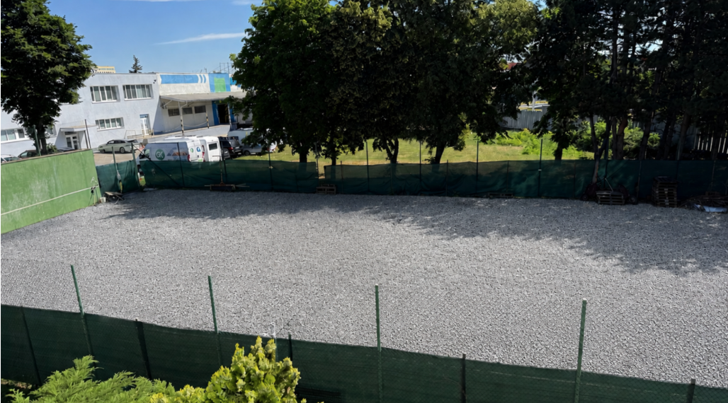 Paved Outdoor Area for Rent – 650 m², Nová Rožňavská
