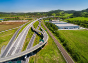 Skladový priestor na prenajom v Žiline 5000 m2 - fotografia 1
