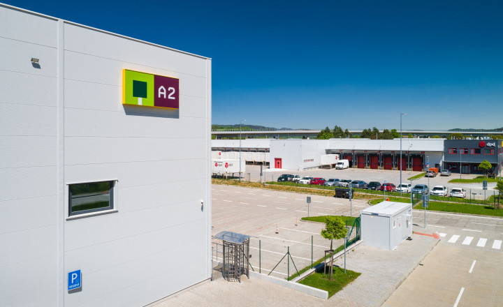 Skladový priestor na prenajom v Žiline 5000 m2 - fotografia 3