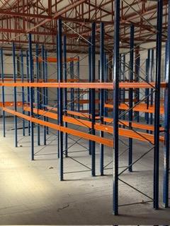 MODRA | Sklad 547 m² | Rampa + Drive-in | Ihneď - fotografia 6