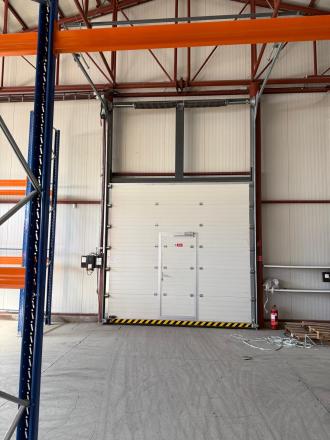 MODRA | Sklad 547 m² | Rampa + Drive-in | Ihneď - fotografia 19